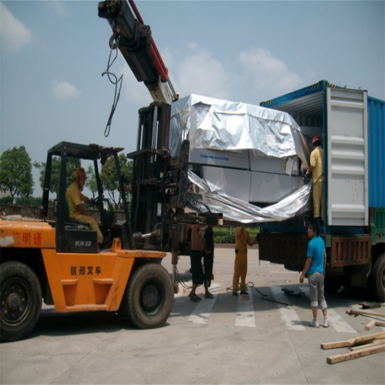 荆州附近的随车吊出租服务：选择指南与注意事项