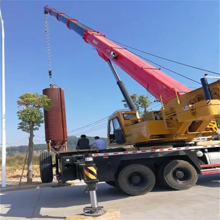 荆州专业吊车租赁多少钱