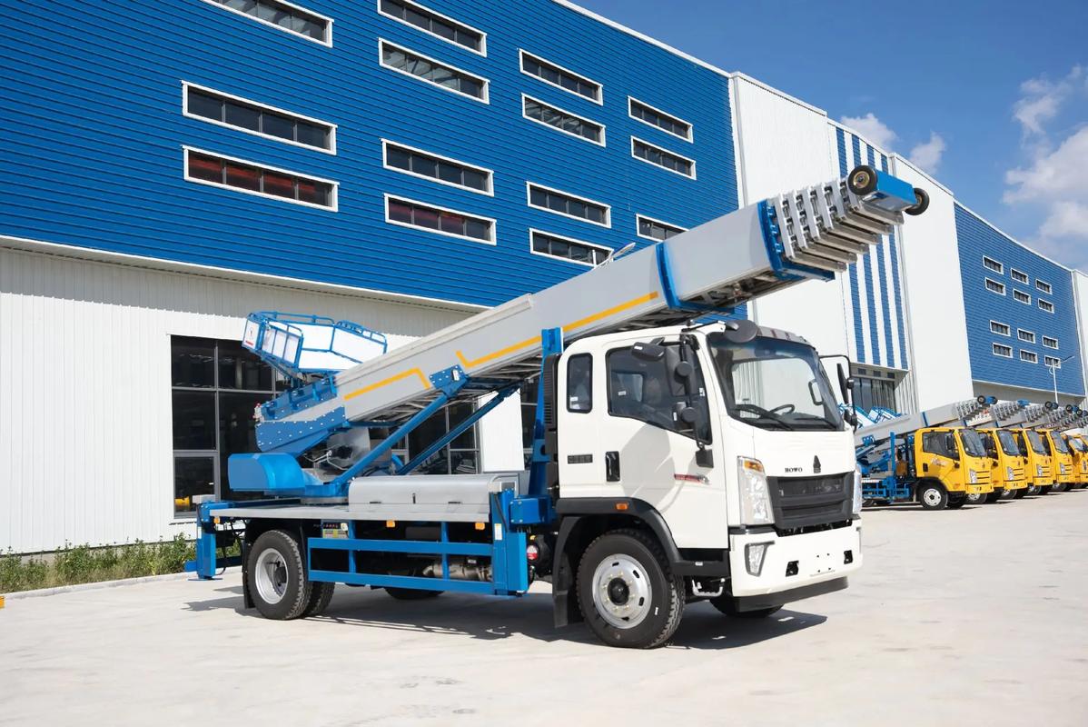 荆州出租云梯车高空作业车 建筑垃圾搬运