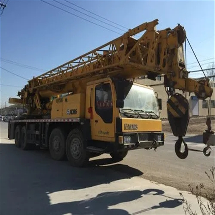 荆州哪里有专业吊车出租